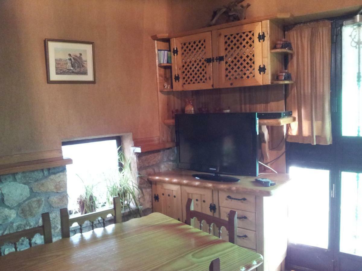 Casa Rural Santa Barbara Guijo de Santa Bárbara エクステリア 写真