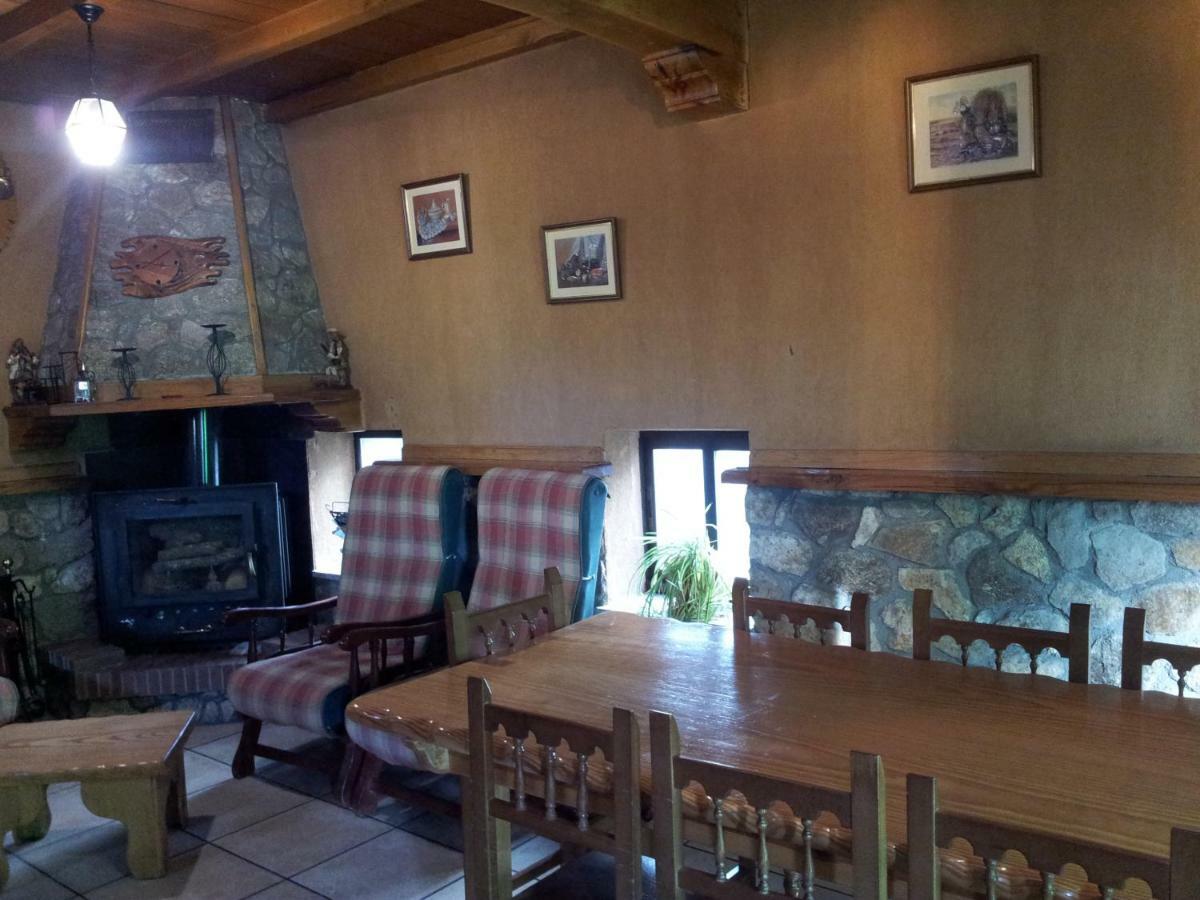 Casa Rural Santa Barbara Guijo de Santa Bárbara エクステリア 写真