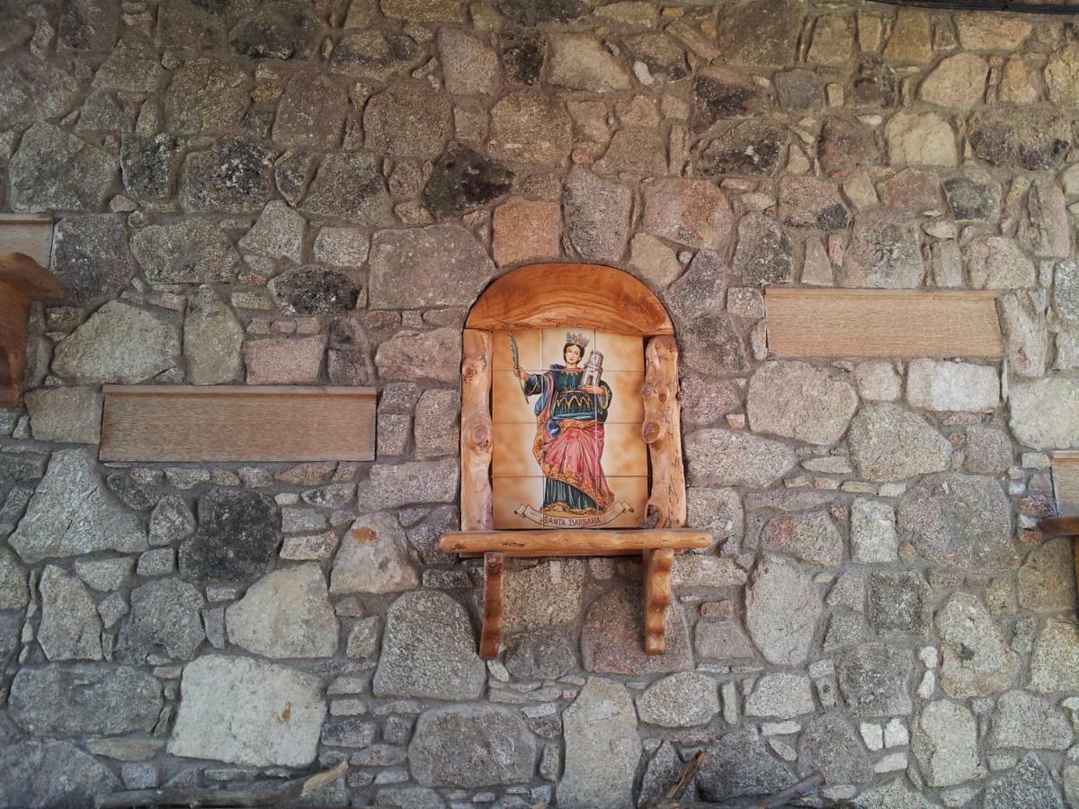 Casa Rural Santa Barbara Guijo de Santa Bárbara エクステリア 写真